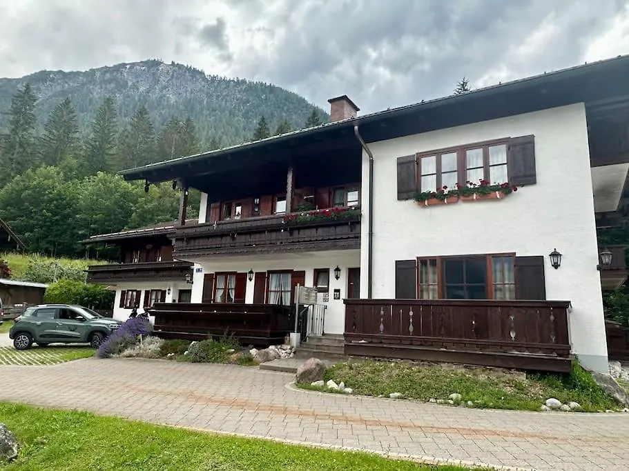 Fewo Platzhirsch Mit Bergblick Schoenau am Koenigsee
